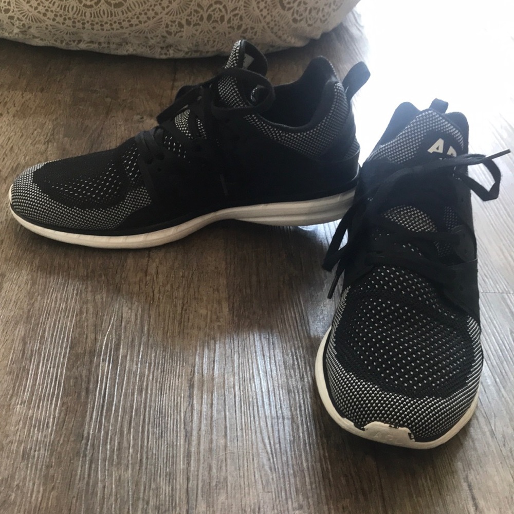 APL “ASCEND” Men’s trainer